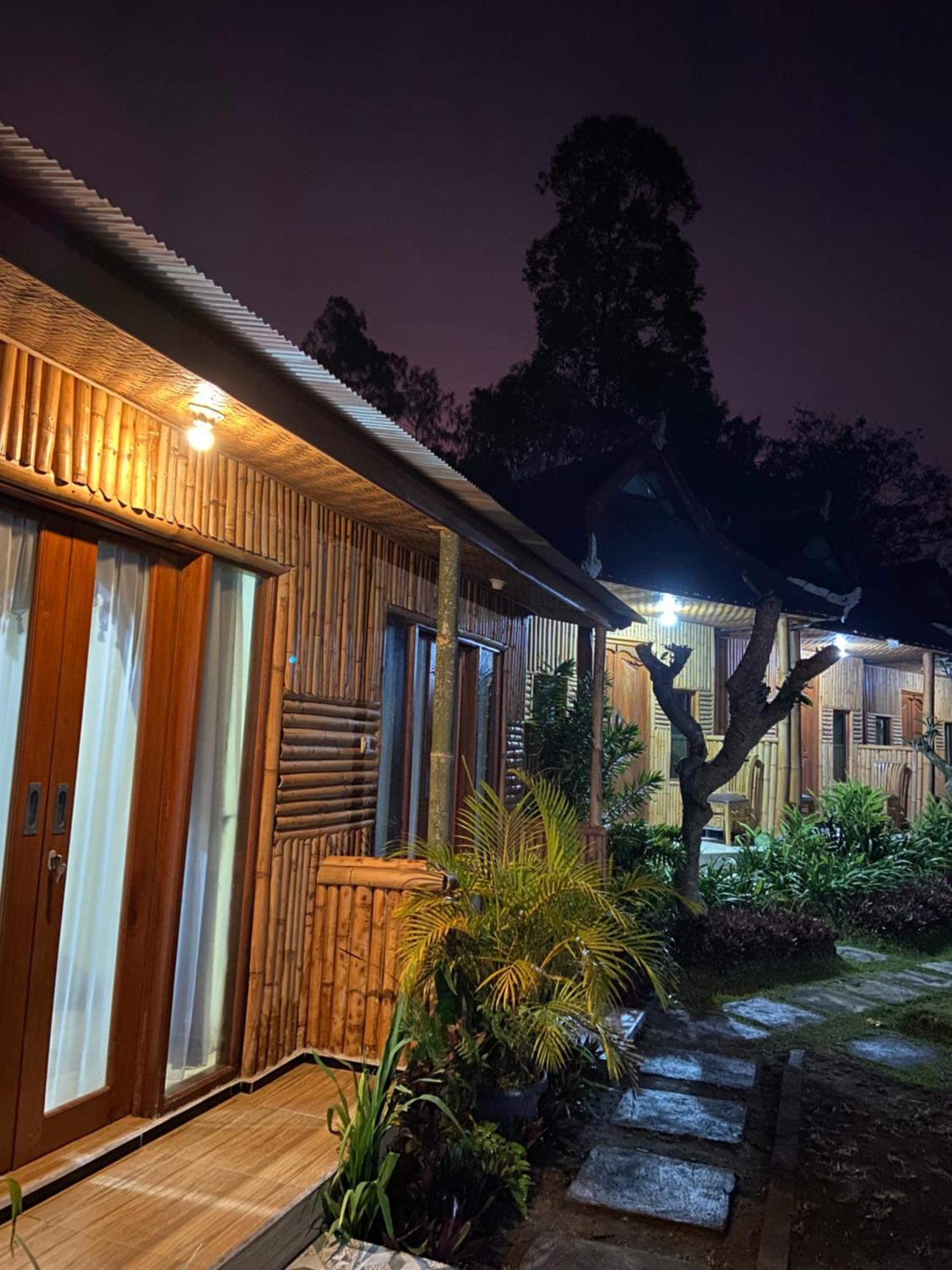 D'Yoga Bamboo Cabin Kintamani Esterno foto