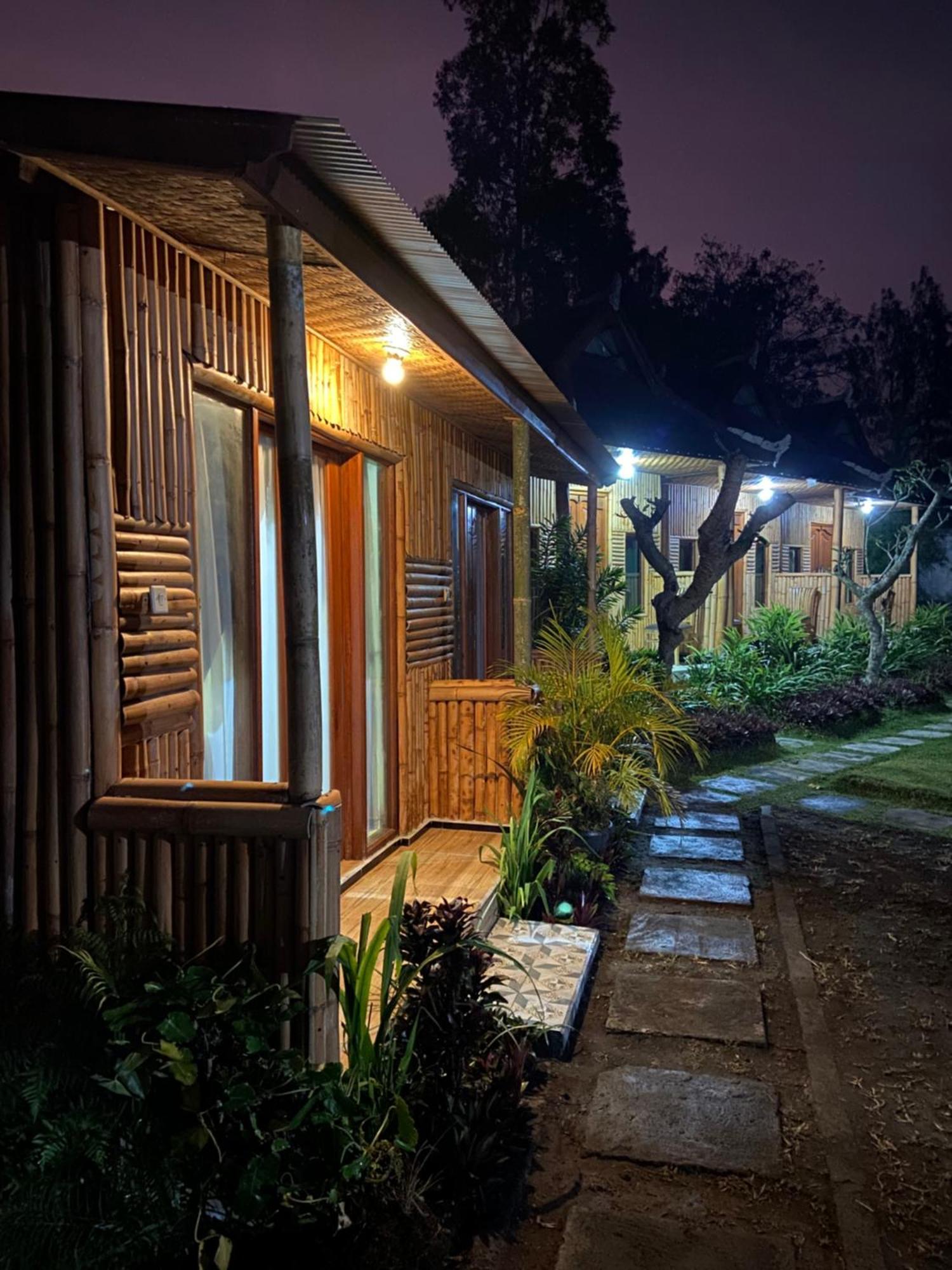 D'Yoga Bamboo Cabin Kintamani Esterno foto